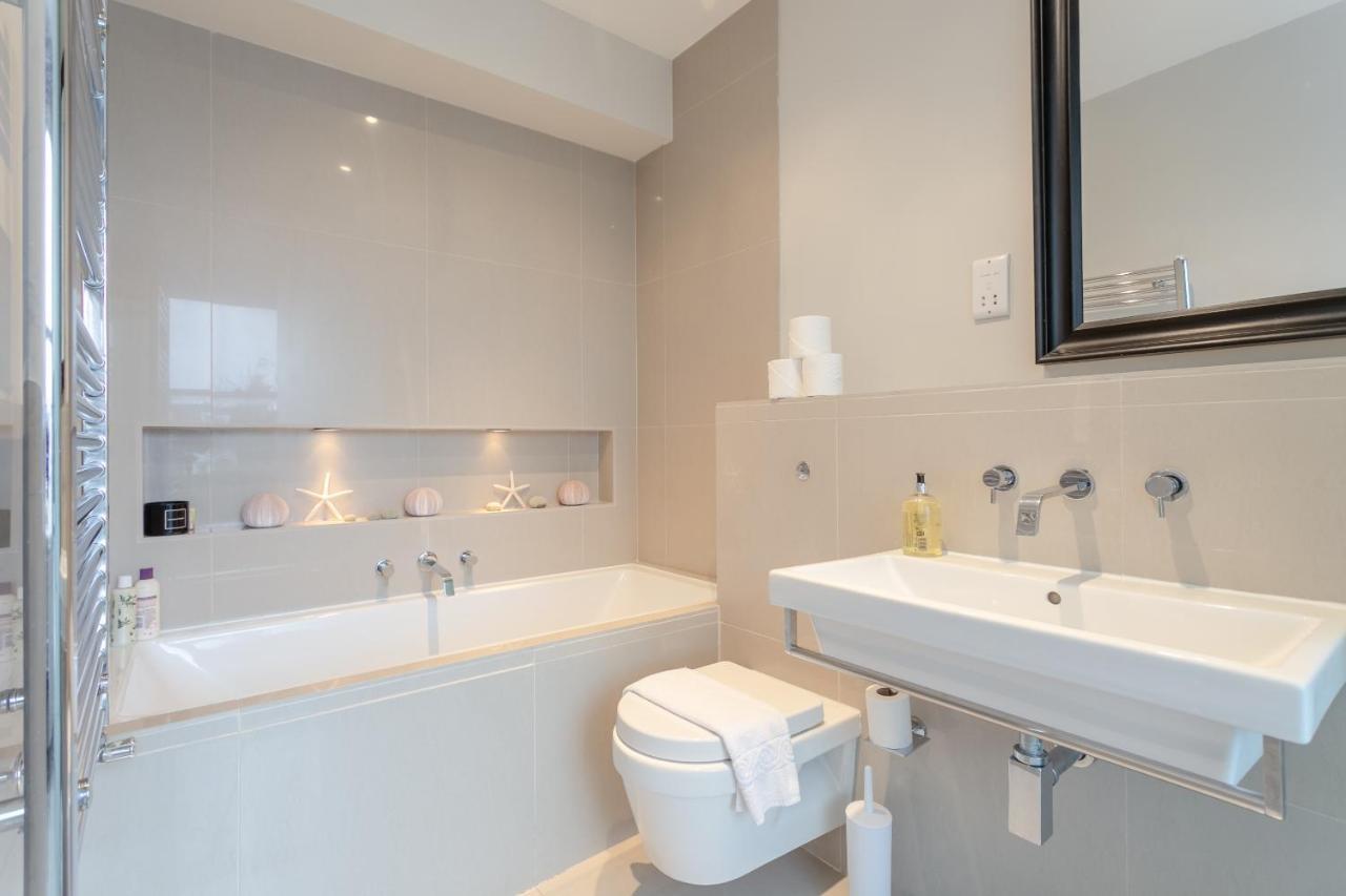 2 Bedroom Apartment Hammersmith Grove Sleeps 4 Londýn Exteriér fotografie