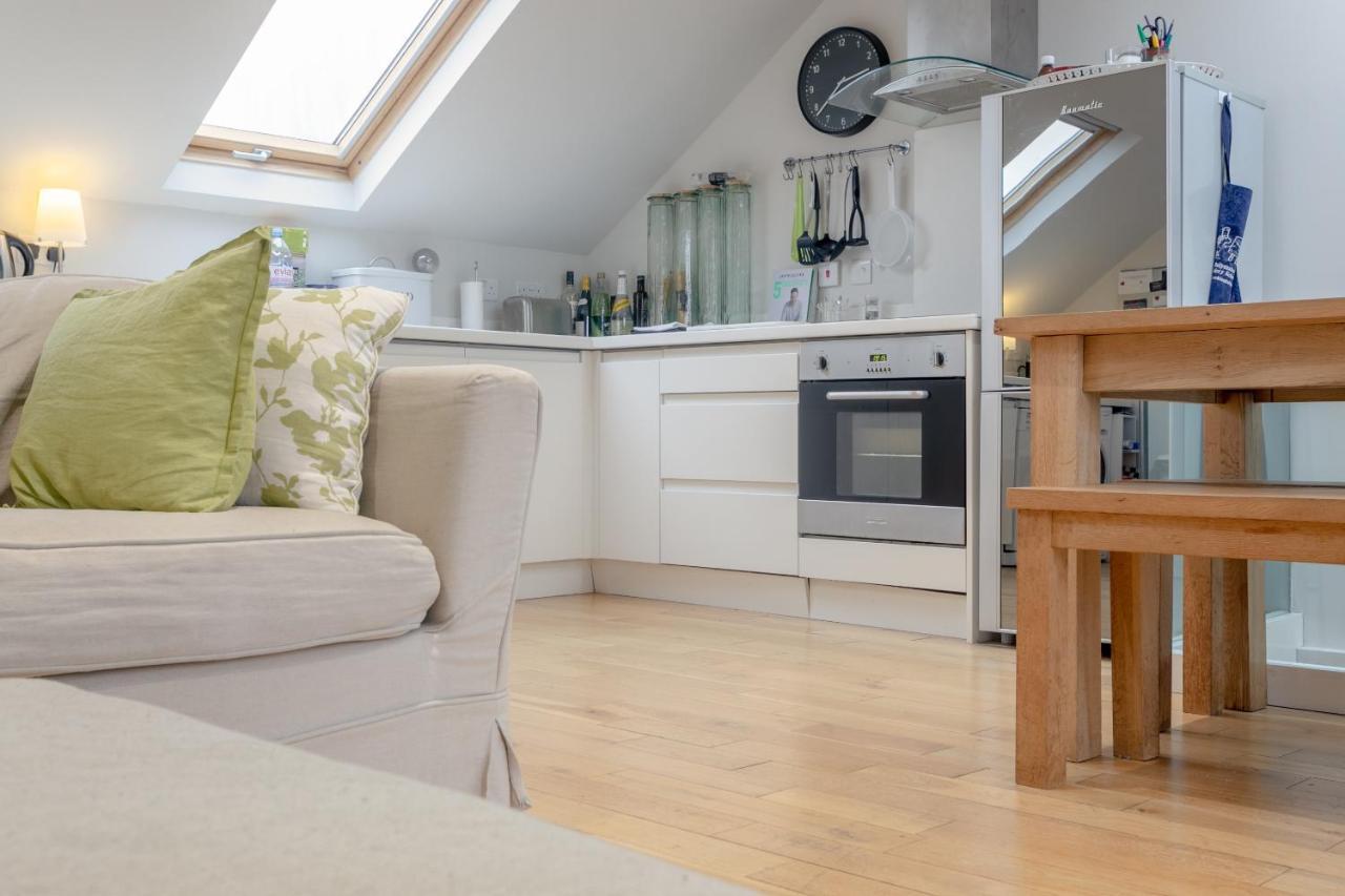 2 Bedroom Apartment Hammersmith Grove Sleeps 4 Londýn Exteriér fotografie