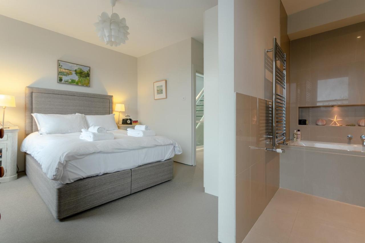 2 Bedroom Apartment Hammersmith Grove Sleeps 4 Londýn Exteriér fotografie