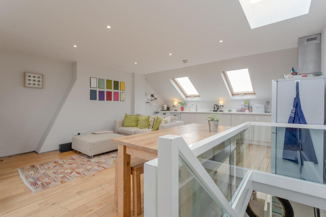 2 Bedroom Apartment Hammersmith Grove Sleeps 4 Londýn Exteriér fotografie
